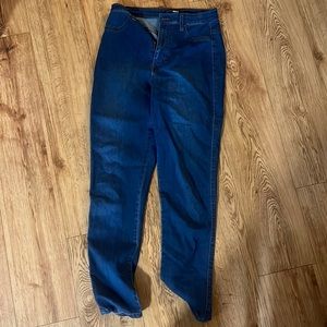 Fashion nova high rise contour jeans lightly worn